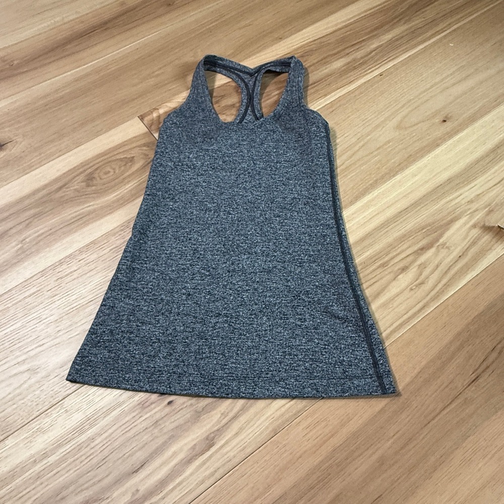 Lululemon Cool Racerback Tank Top Womens 4 Heathered Gray Sleeveless Yoga Gym